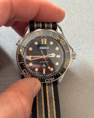 Orologio Seiko omage Omega Sea Master 007 NTTD