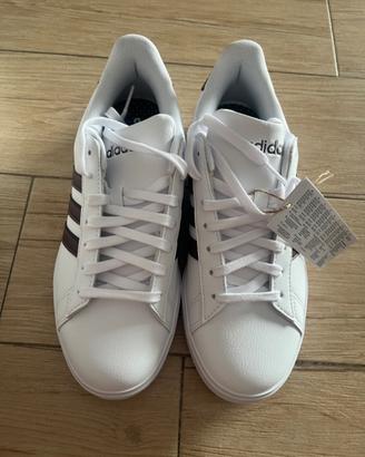 Scarpe nuove Adidas grand court  donna