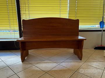 Panchina in legno massello con schienale