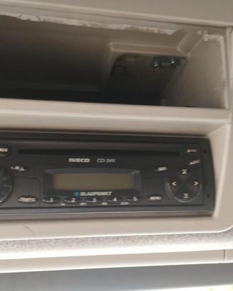 stereo originale Iveco 