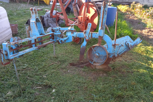 Aratro Nardi x trattore da 50 CV in sù