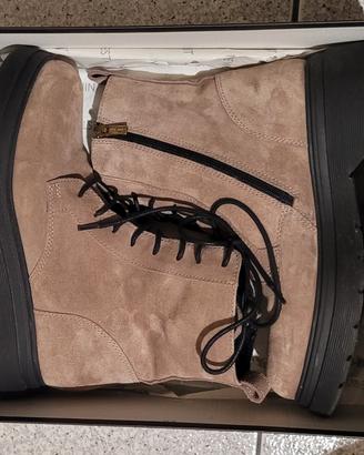 Stivaletti Nine West 