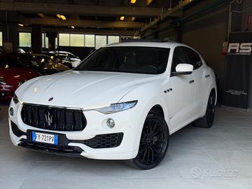 Maserati LEVANTE V6 AWD GRANDSPORT TETTO PELLE