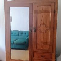 Armadio stile Liberty con specchio