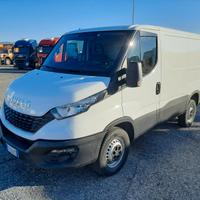 Iveco daily 35s12 furgone tetto basso