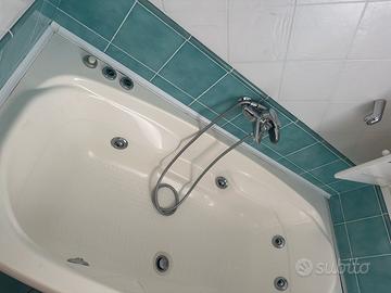 Vasca Idromassaggio