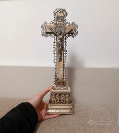 Antico crocifisso veneziano da altare in legno 