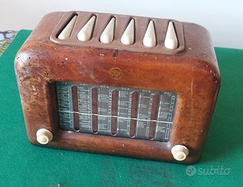 radio epoca antica valvole in legno