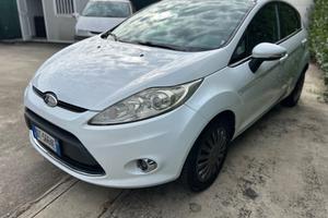 Ford Fiesta 1.2 82 CV 5 porte Titanium