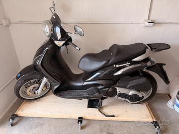 Piaggio beverly 500