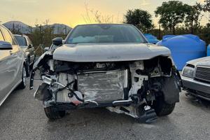 Jeep Avenger e-Hybrid 1.2 MHEV e-Hybrid Turbo...