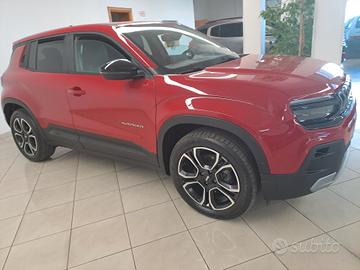 Jeep Avenger 1.2 Turbo 100 CV MHEV Summit