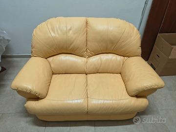 Divano in pelle 2 posti