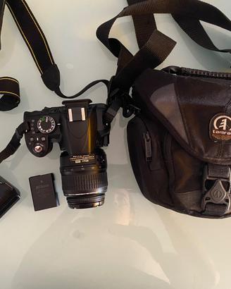 Nikon D3100 come nuova con borsa