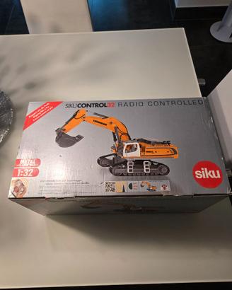 Siku Control 32 escavatore Liebherr R980