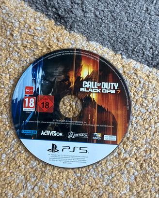 Call of Duty Black Ops 7 PS5 + 1 anno Garanzia