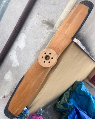 Elica aereo in legno