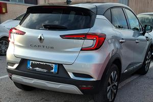 Auto - Renault Captur