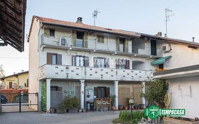Ampio terratetto indipendente con terreno privato