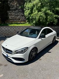 Mercedes cla 220 coupé 4matic