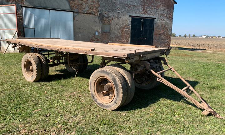 Rimorchi agricoli senza sponde