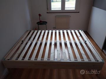 Letto matrimoniale Lyngör Ikea con testiera Mandal