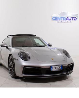 Porsche 911 Carrera 4S COUPE'