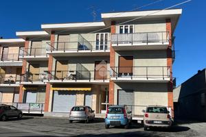 4 LOCALI A SAN FRANCESCO AL CAMPO