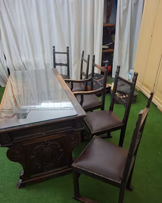 scrivania e 5 sedie stile neo rinascimentale