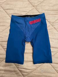 Costumone gara Arena