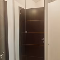 Armadio PAX con doppio specchio