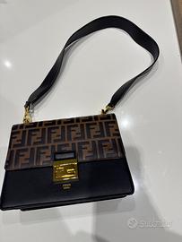 Borsa Fendi KAN I (imitazione)