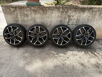 Cerchi in lega 17” G.M.P. + Gomme Pirelli