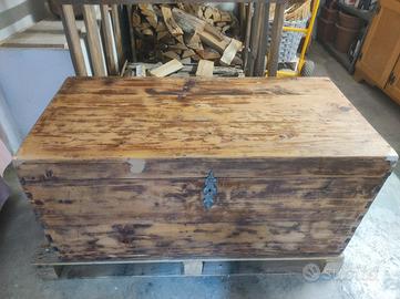 Baule inizio secolo in legno