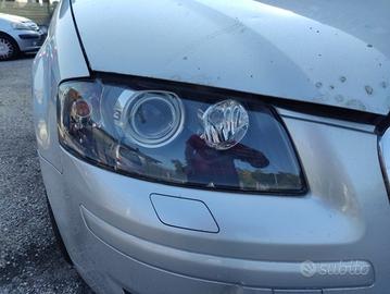 Proiettore destro AUDI A3 del 2007