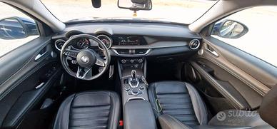 Alfa Romeo Stelvio TI Q4