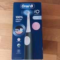 Spazzolino elettrico nuovo mai aperto Oral-B IO2