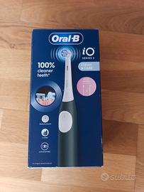 Spazzolino elettrico nuovo mai aperto Oral-B IO2