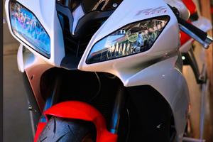 Yamaha yzf r6 2009 permuto/scambi naked