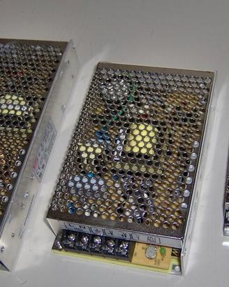 Alimentatori stab. switching 90-230 Vca/3,3V-24Vcc