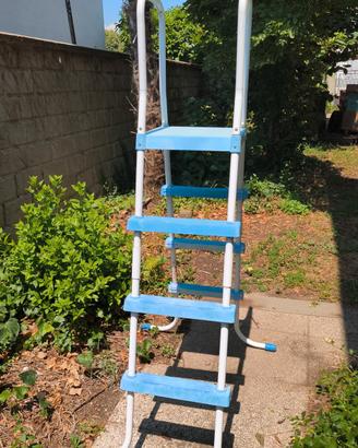 Scaletta piscina max 125cm con piattaforma
