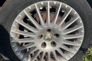 cerchi in lega da 16 con gomme