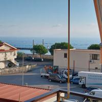 Primo piano a 100 mt dal mare