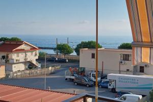 Primo piano a 100 mt dal mare