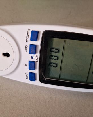 Misuratore di potenza e di consumo elettrico