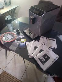 Saeco Minuto con cappuccinatore e accessori