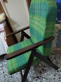 Sdraio con schienale regolabile