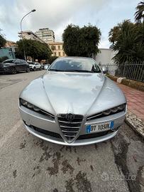Auto alfa romeo 
