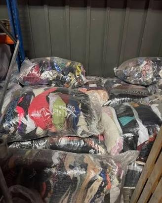 set vestiti usati 5 € al kilo