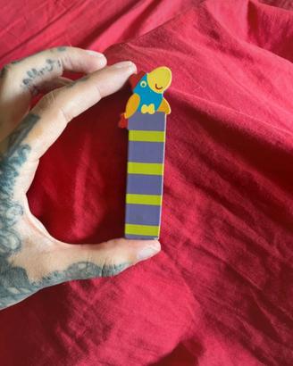 Lettera I decorativa in legno